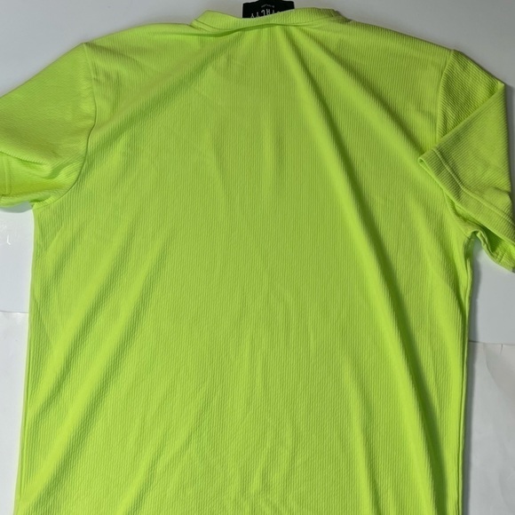 New Royalty by Maluma Men's Textured
Ottoman Stripe T-Shirt, Mojito shirt M - Picture 4 of 5